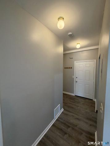 1064 Poquonnock Road Groton CT 06340