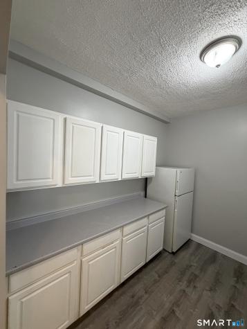 1064 Poquonnock Road Groton CT 06340