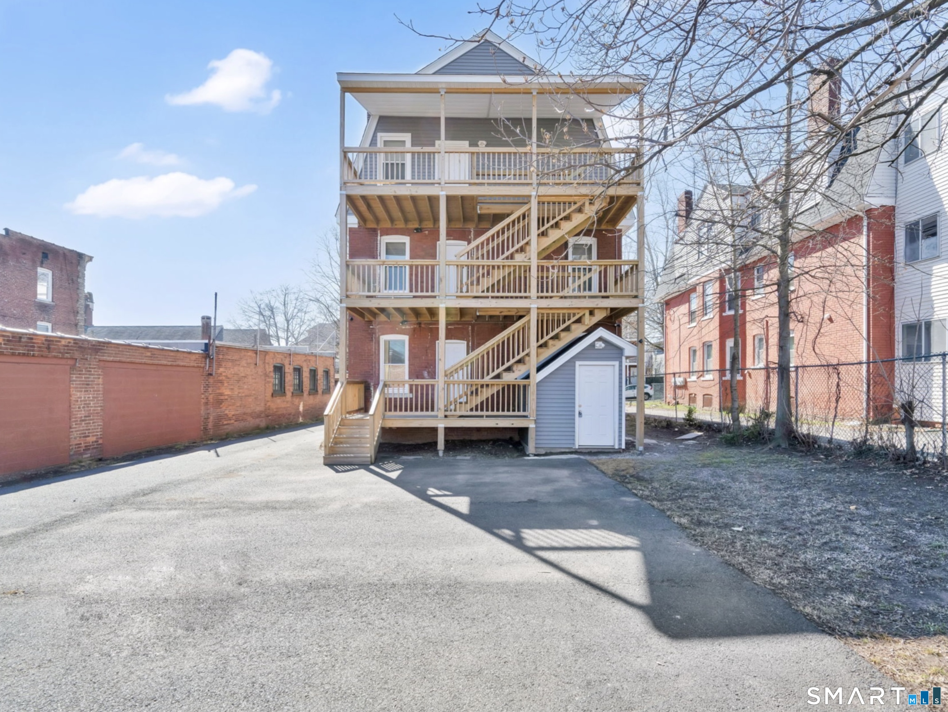144 Madison Street Hartford CT 06106