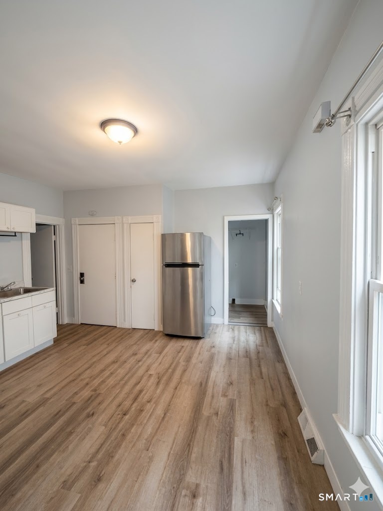 43 Farren Avenue New Haven CT 06513