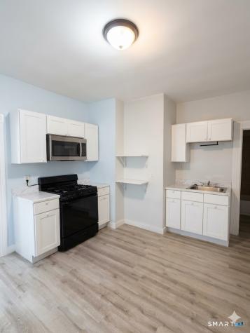 43 Farren Avenue New Haven CT 06513