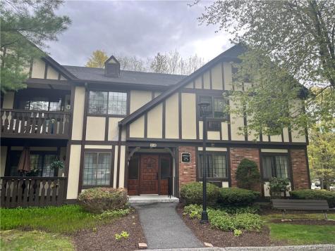 23 Canterbury Court Brookfield CT 06804