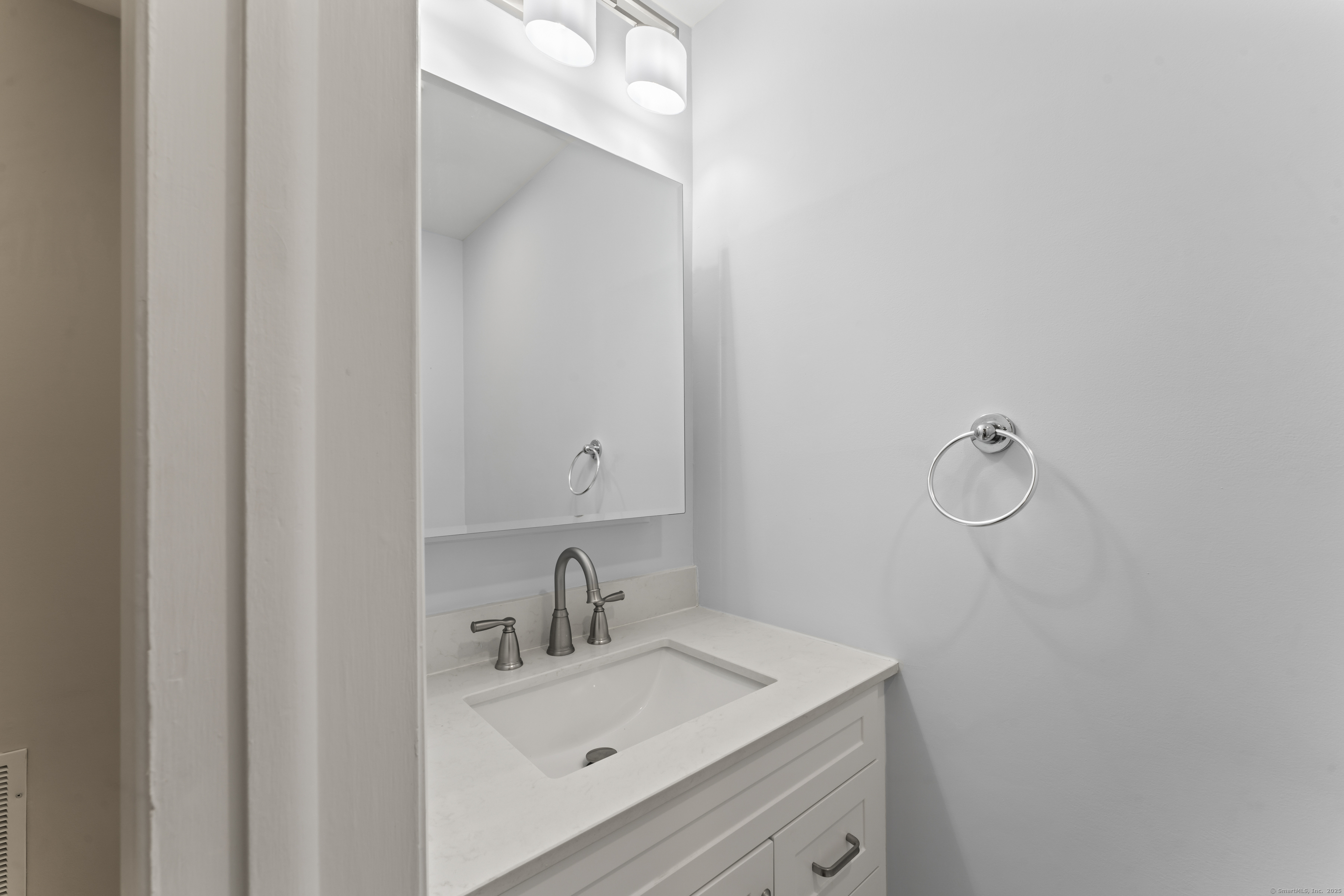 245 Hamilton Avenue Stamford CT 06902