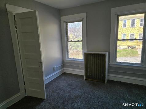 154 Plaza Avenue Waterbury CT 06710