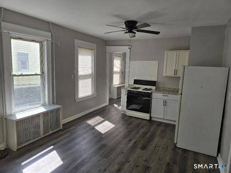 154 Plaza Avenue Waterbury CT 06710
