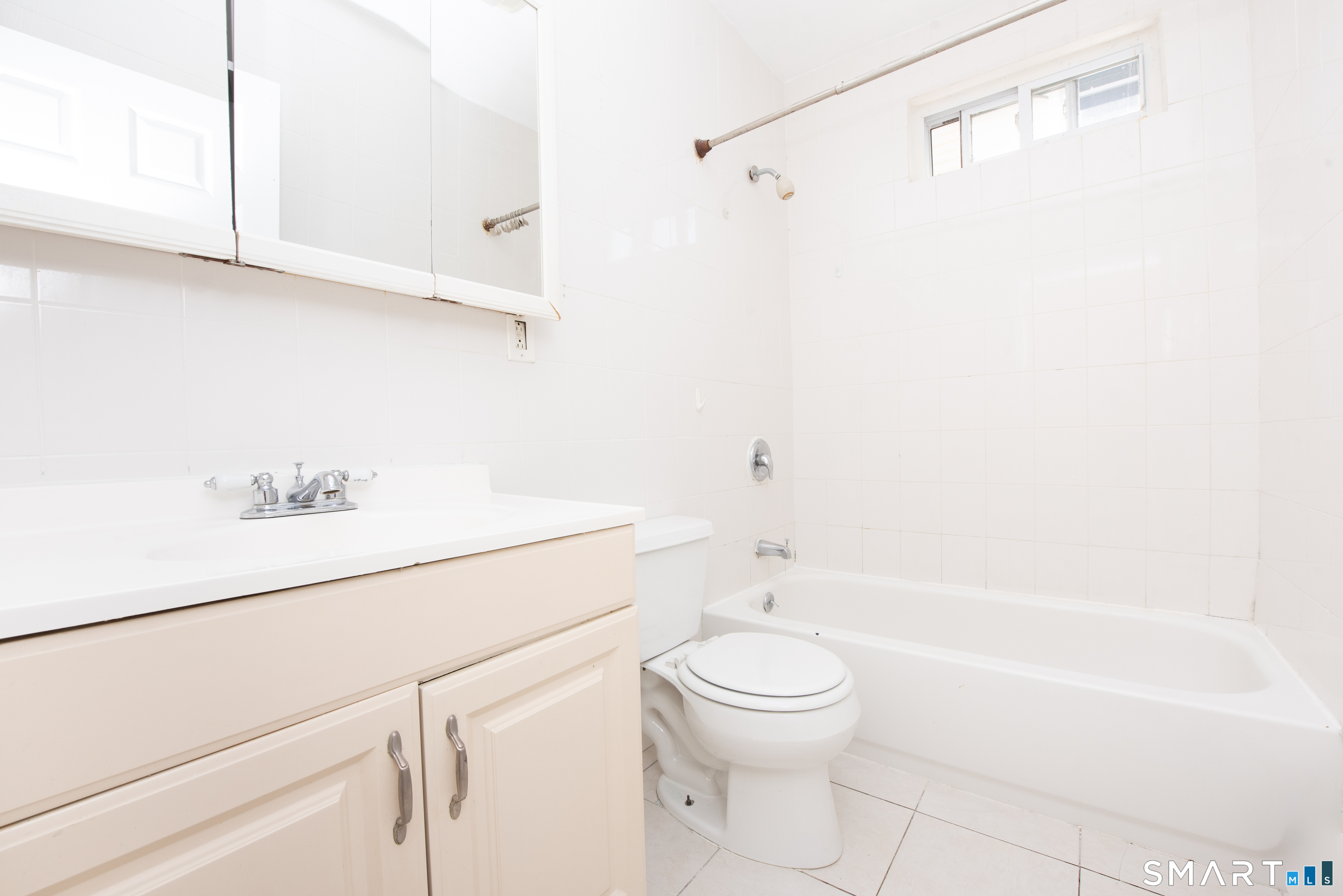 157 Sage Avenue Bridgeport CT 06610
