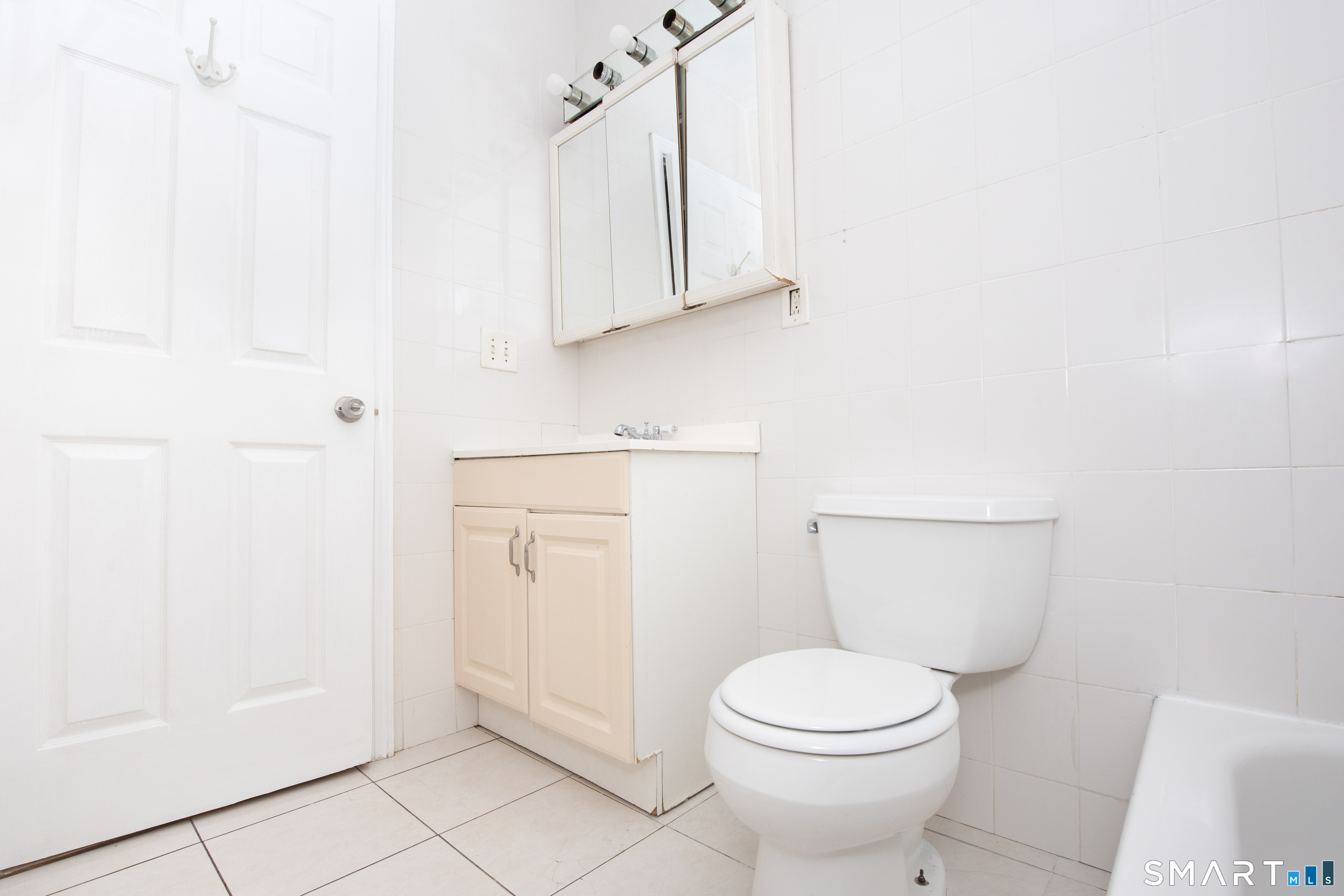 157 Sage Avenue Bridgeport CT 06610