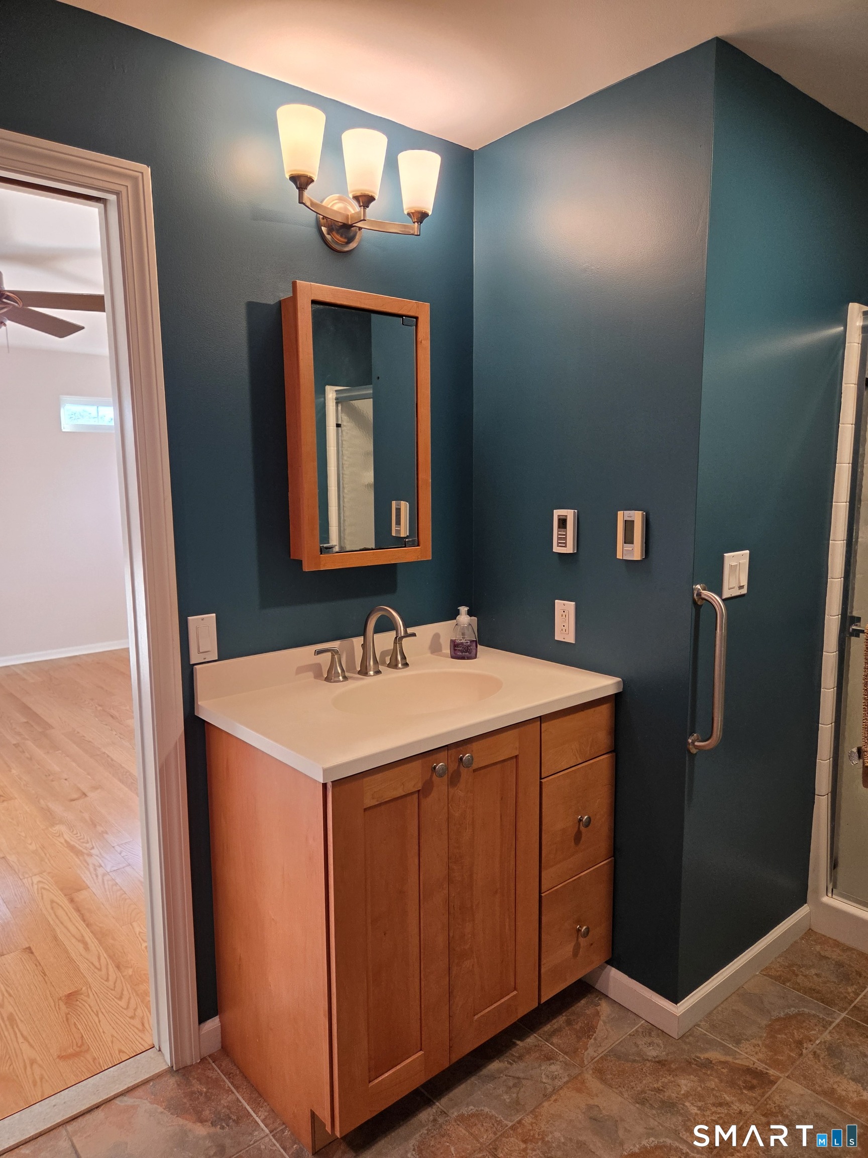 35 1/2 Lafayette Street Norwich CT 06360