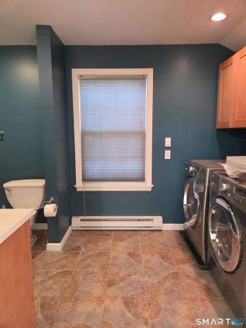 35 1/2 Lafayette Street Norwich CT 06360