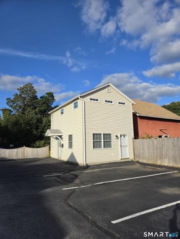 35 1/2 Lafayette Street Norwich CT 06360
