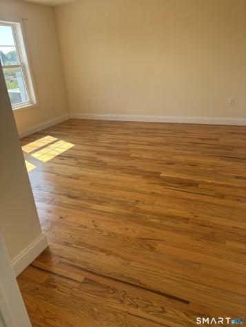 35 Hemingway Avenue East Haven CT 06512
