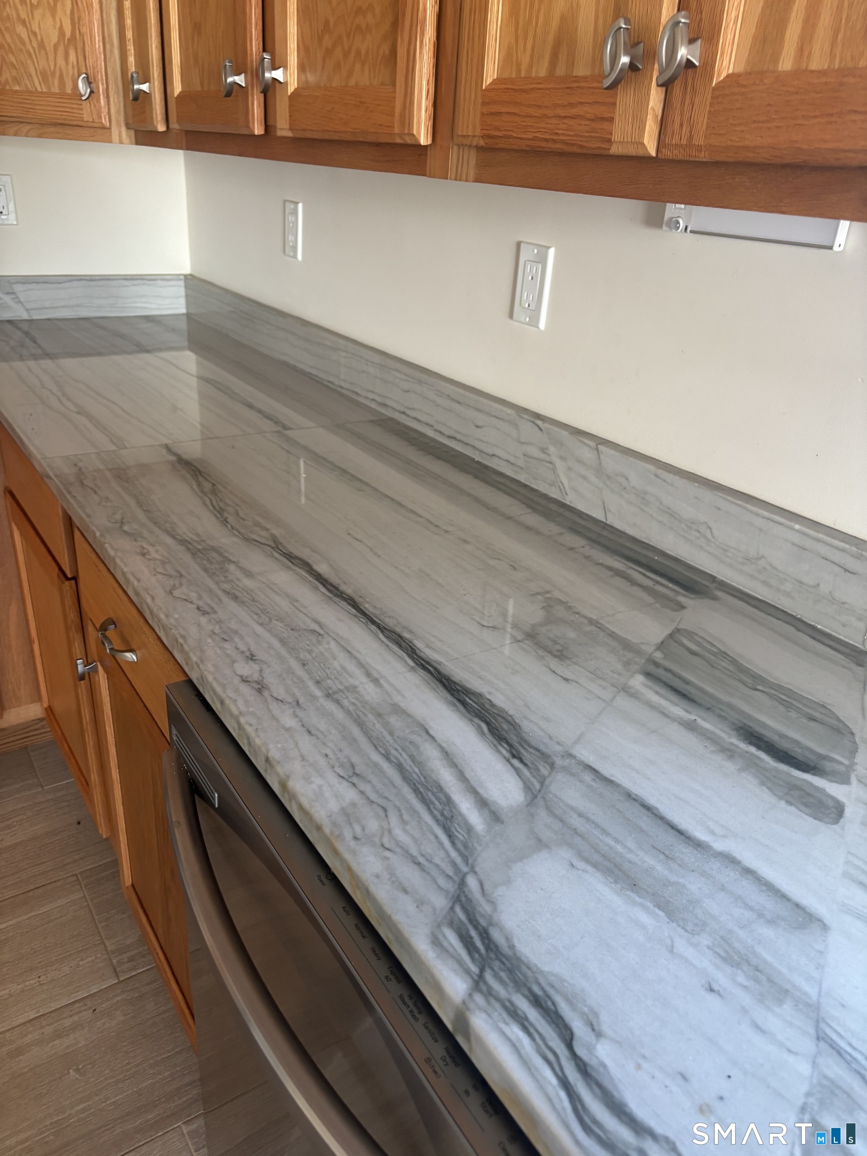 35 Hemingway Avenue East Haven CT 06512