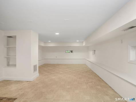 65 Lockwood Lane Greenwich CT 06870