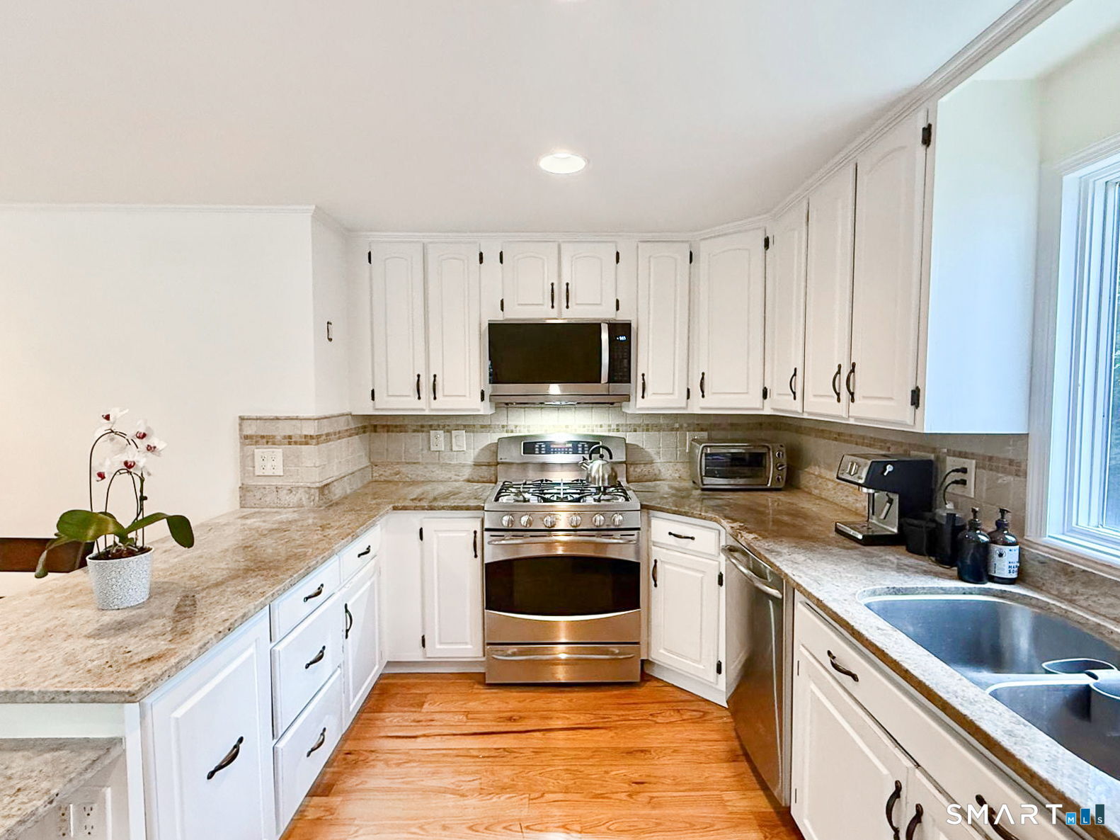65 Lockwood Lane Greenwich CT 06870