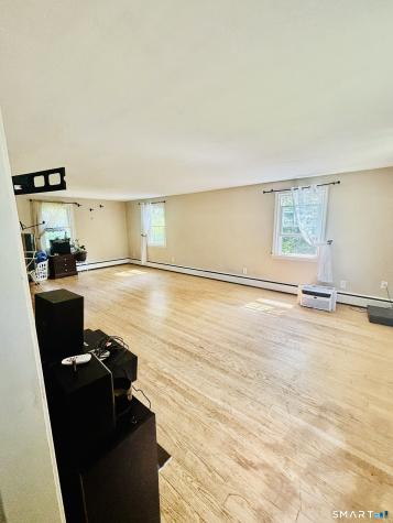 2 Tunxis Street Farmington CT 06032