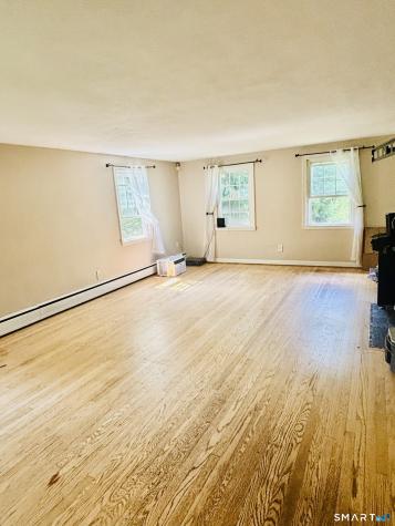2 Tunxis Street Farmington CT 06032