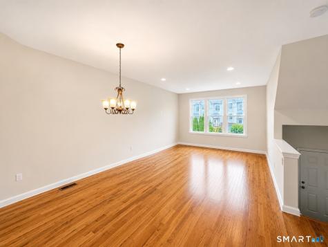 8 Old Oak Drive Brookfield CT 06804