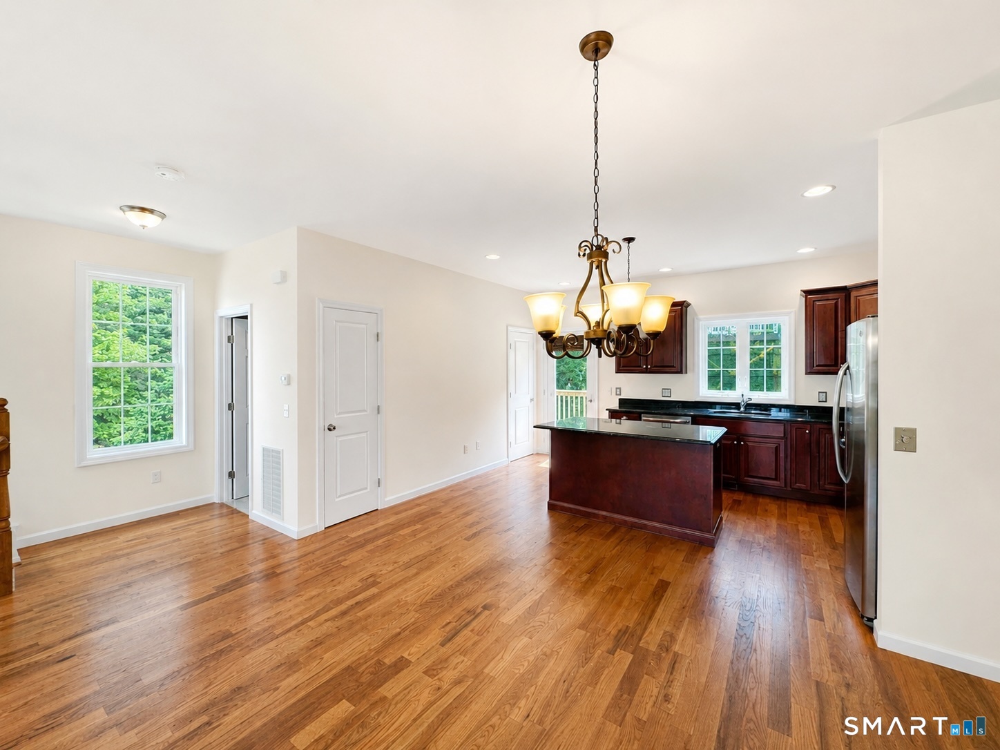 8 Old Oak Drive Brookfield CT 06804