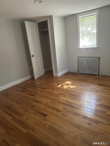 410 Chamberlain Avenue Bridgeport CT 06606