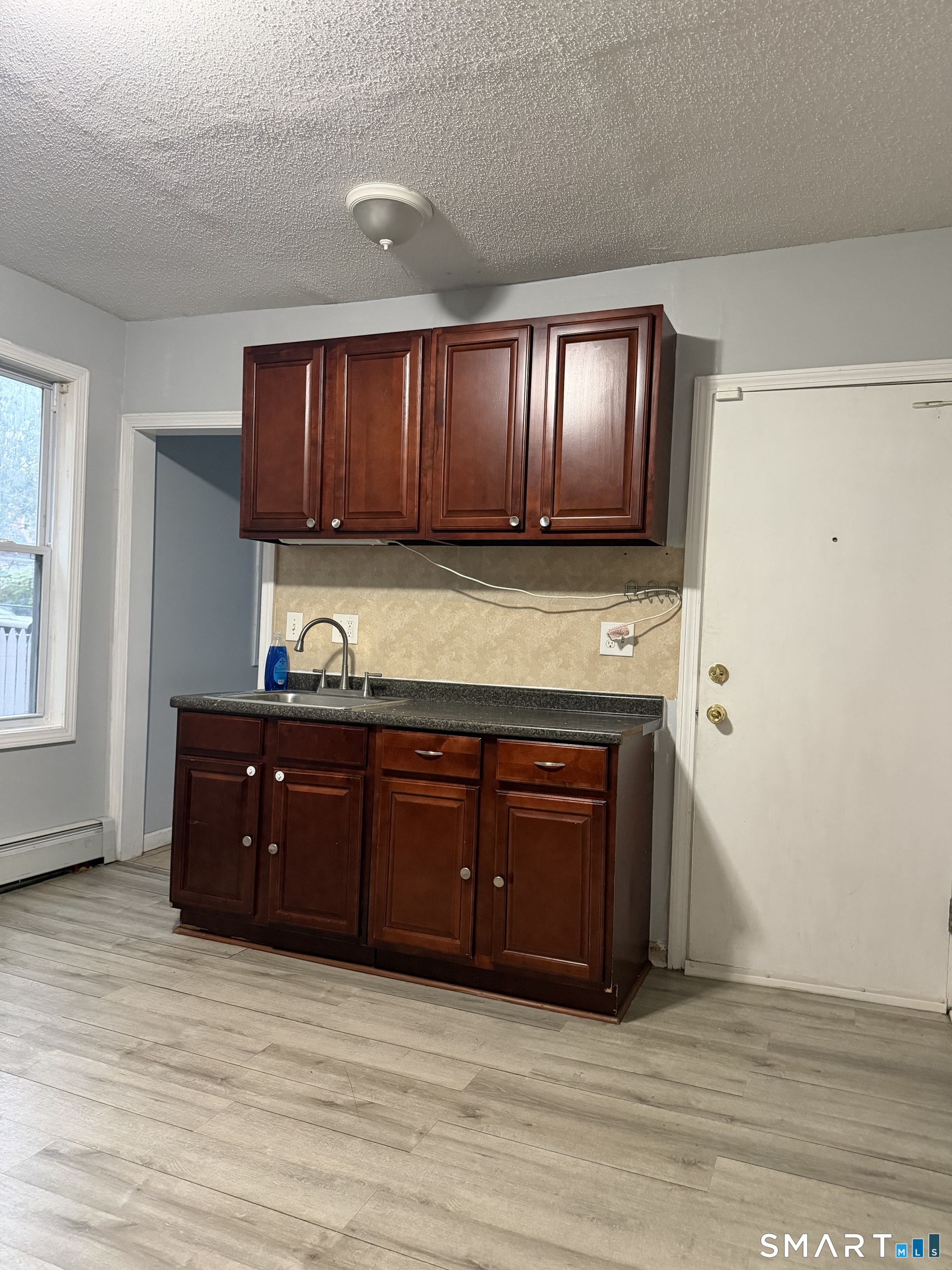 98-100 Shultas Place Hartford CT 06114