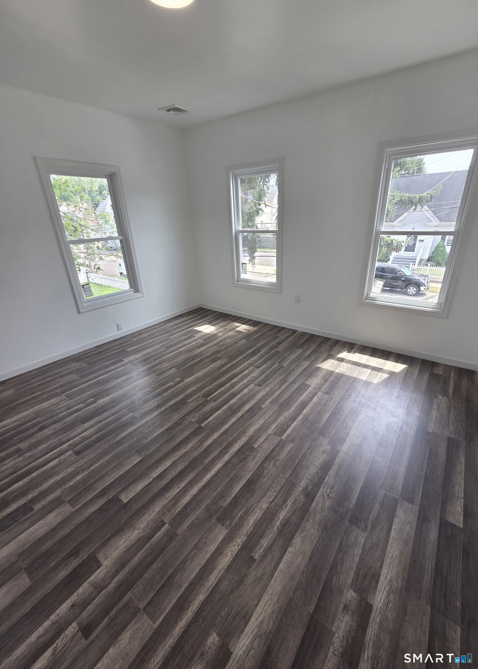 15 Walnut Street West Haven CT 06516
