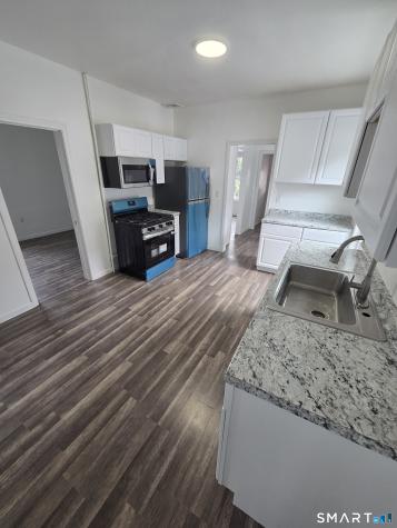 15 Walnut Street West Haven CT 06516