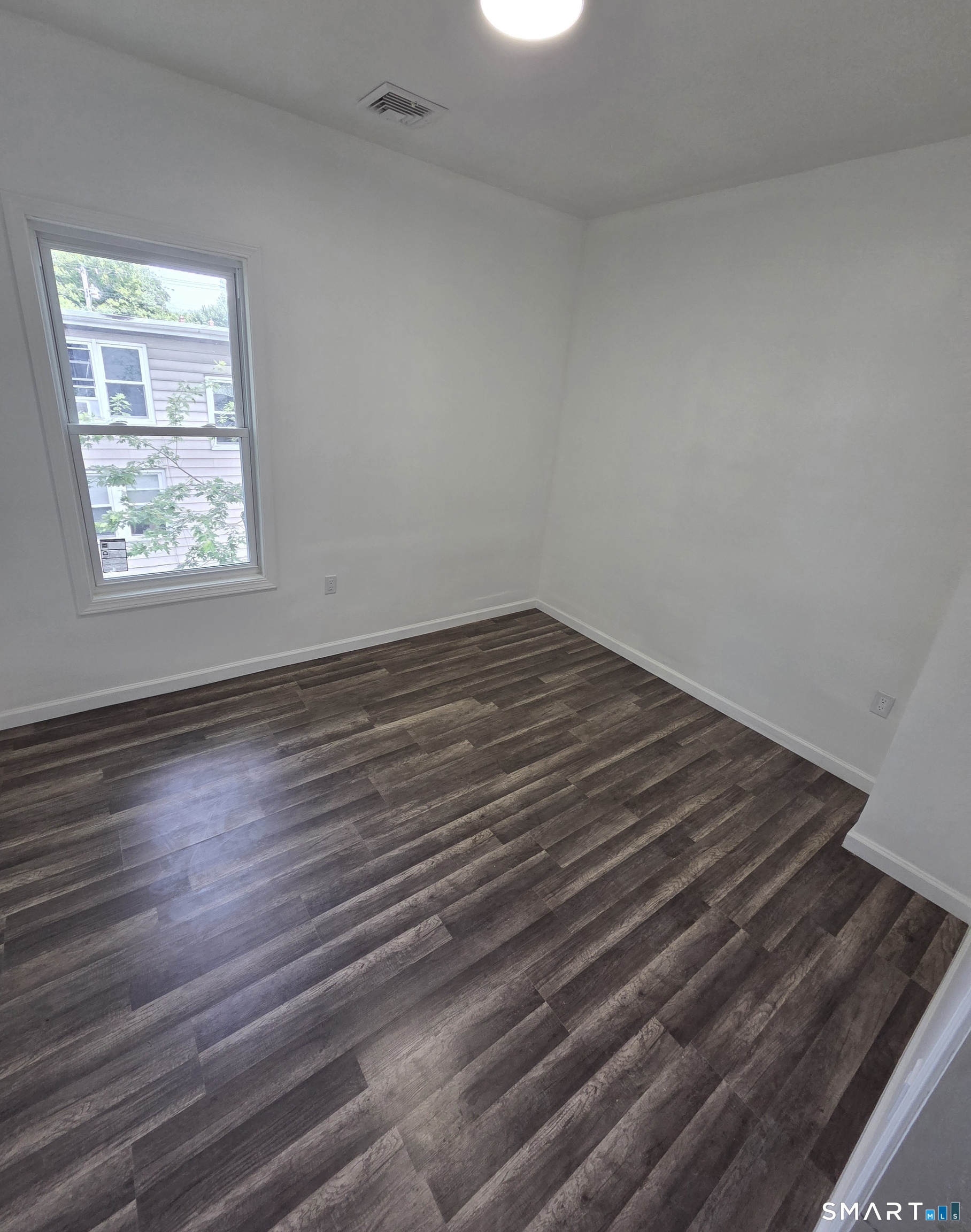15 Walnut Street West Haven CT 06516