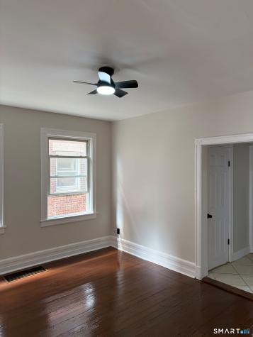327 Dover Street Bridgeport CT 06610