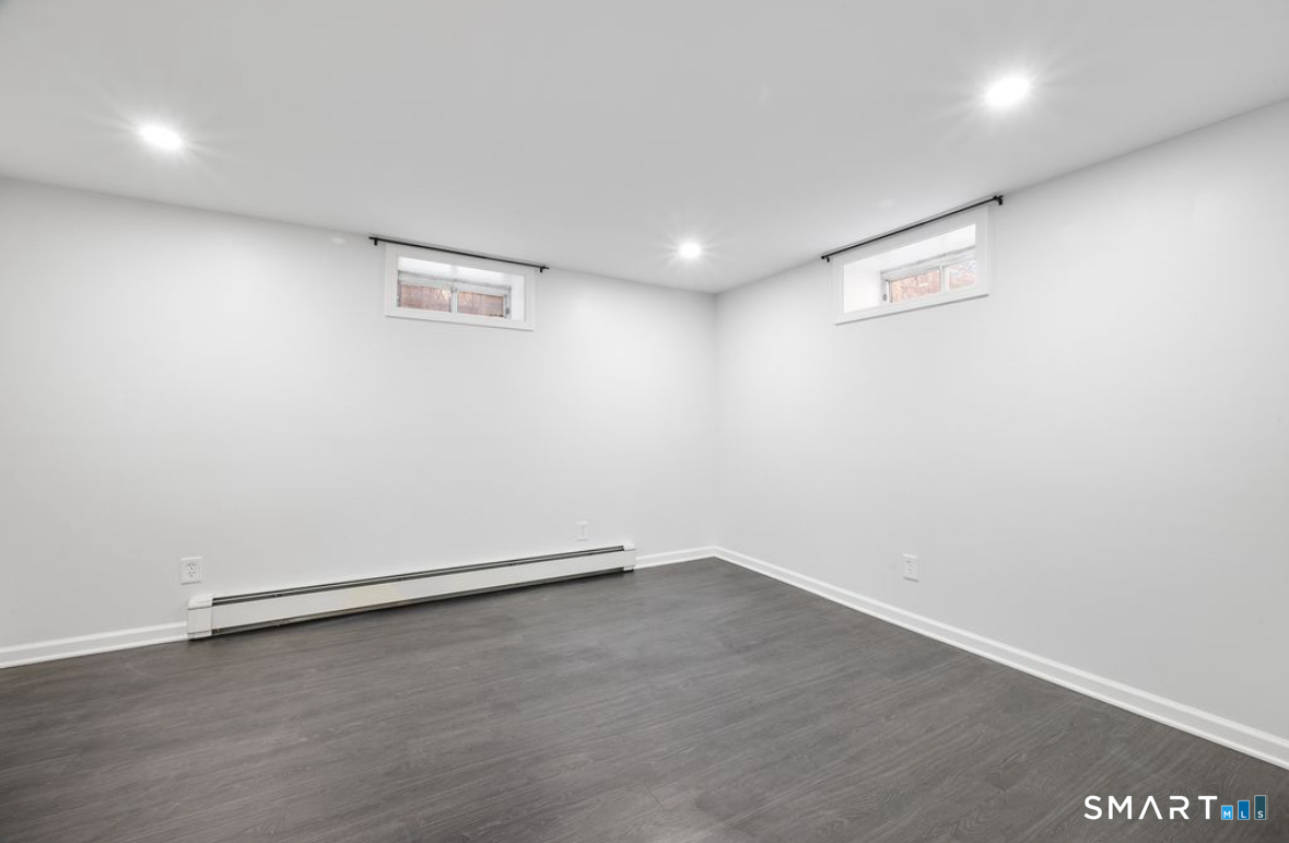 77 Alexander Avenue Bridgeport CT 06606
