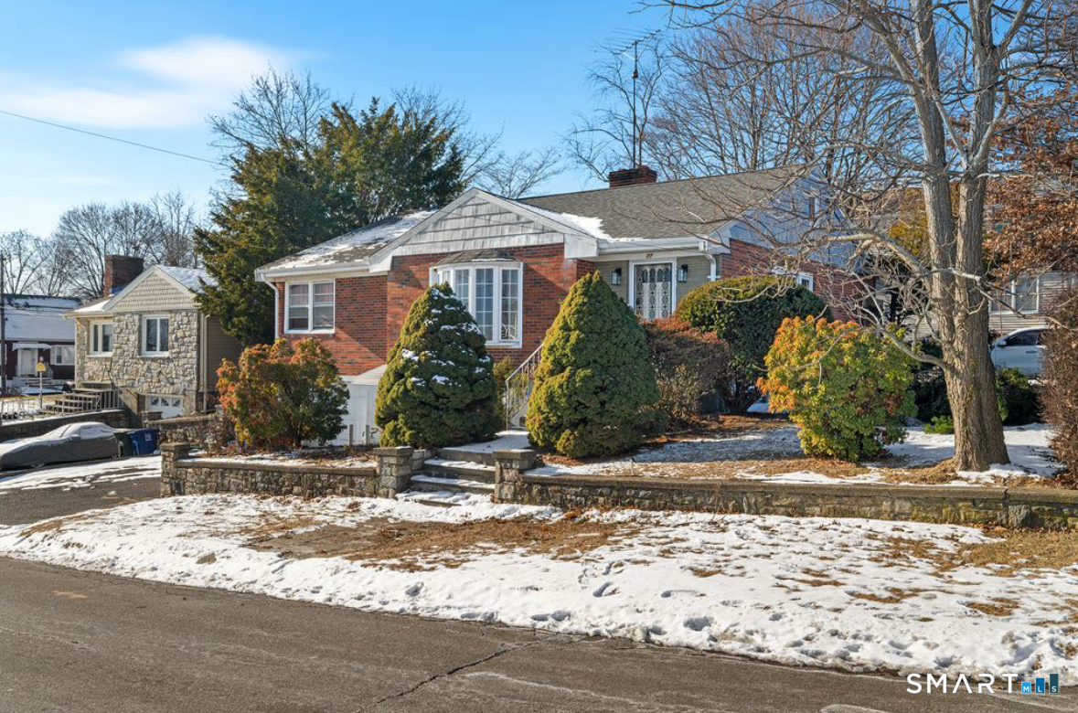 77 Alexander Avenue Bridgeport CT 06606