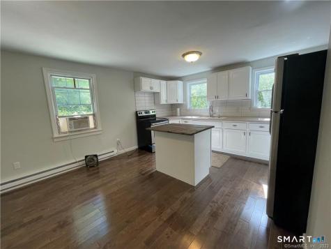 155 Riverside Drive Thompson CT 06277