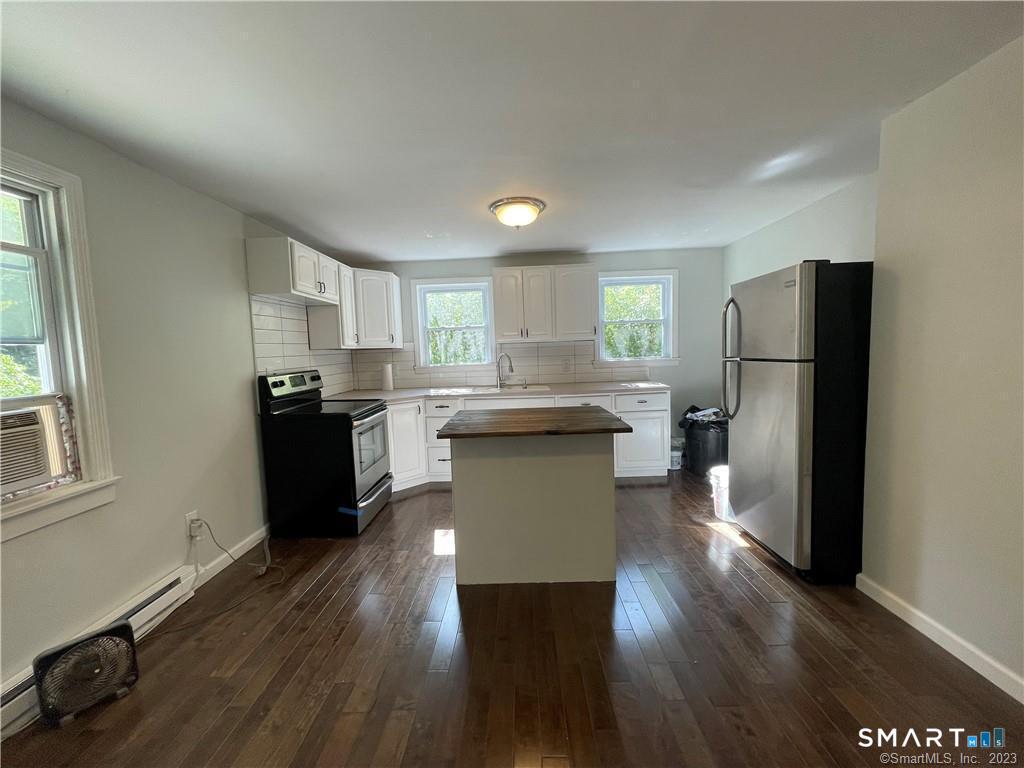 155 Riverside Drive Thompson CT 06277