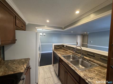 509 Burnside Avenue East Hartford CT 06108
