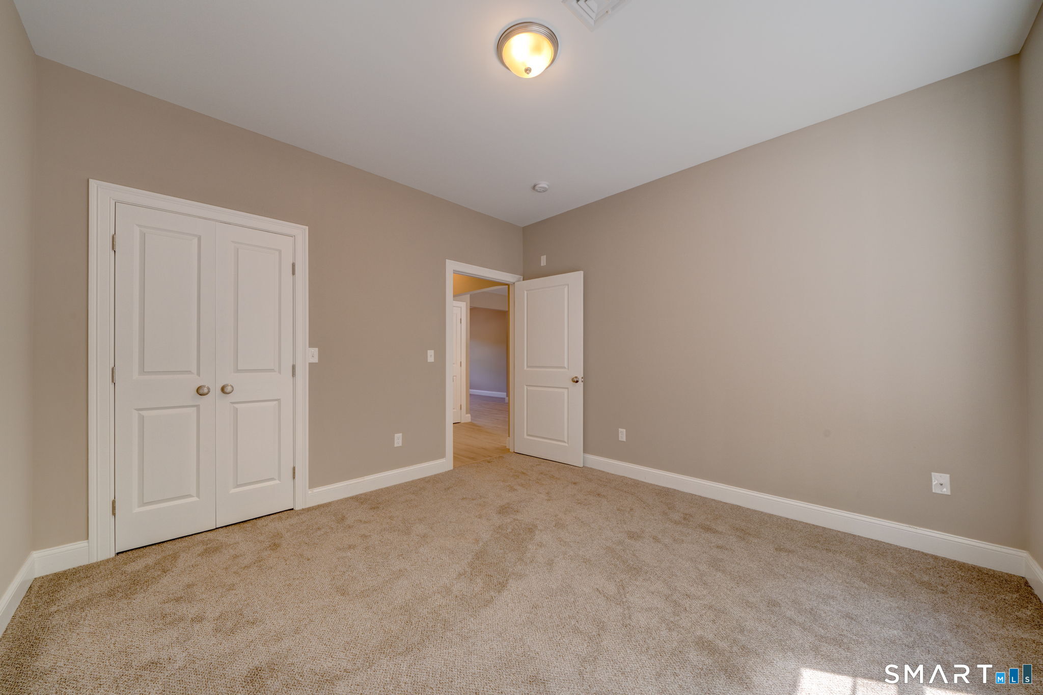 37 Hunters Lane Southington CT 06479