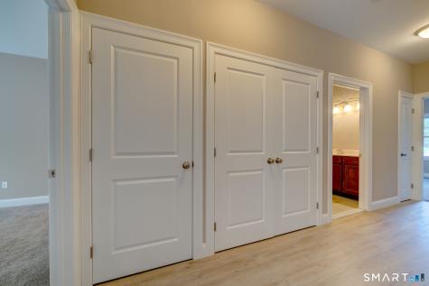 37 Hunters Lane Southington CT 06479