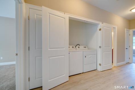 37 Hunters Lane Southington CT 06479