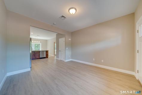 37 Hunters Lane Southington CT 06479