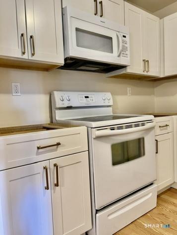 2118 Cromwell Hills Drive Cromwell CT 06416