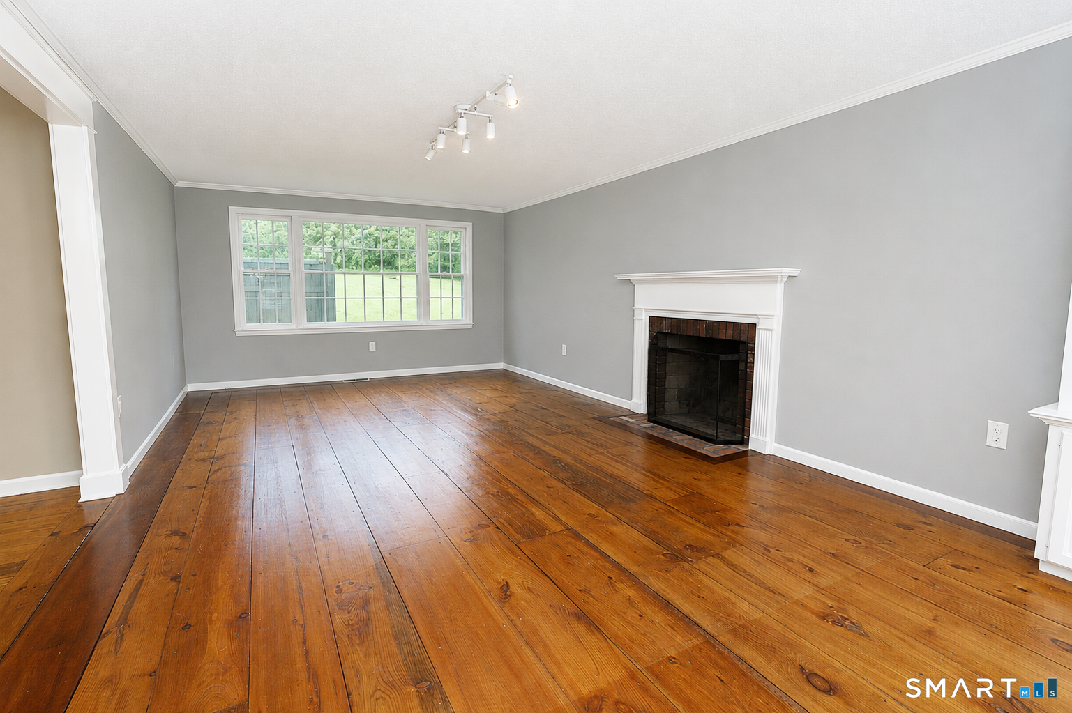50 Fox Den Road Simsbury CT 06092