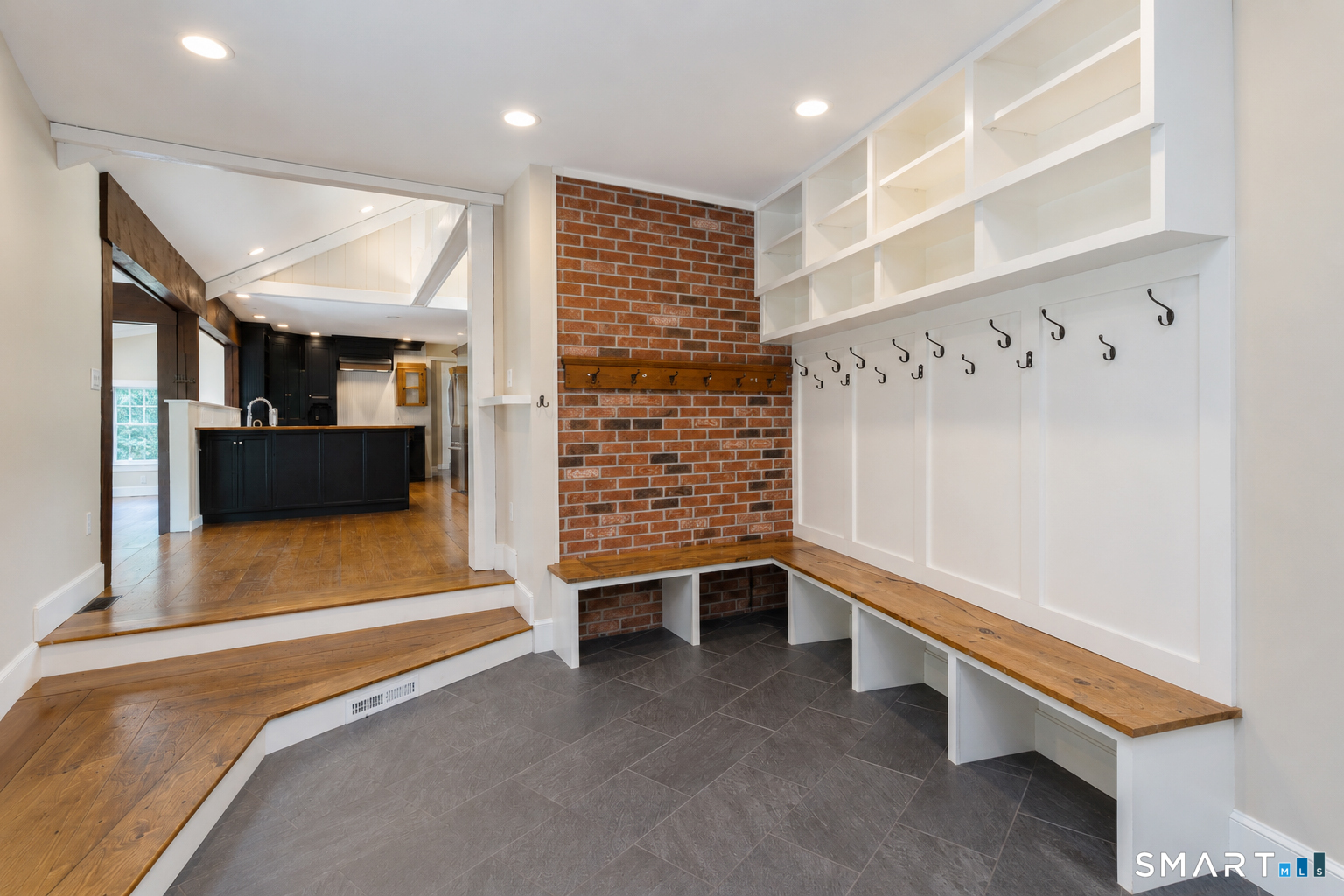 50 Fox Den Road Simsbury CT 06092