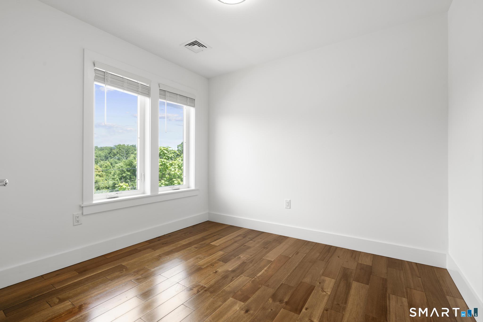245 East Main Street Branford CT 06405