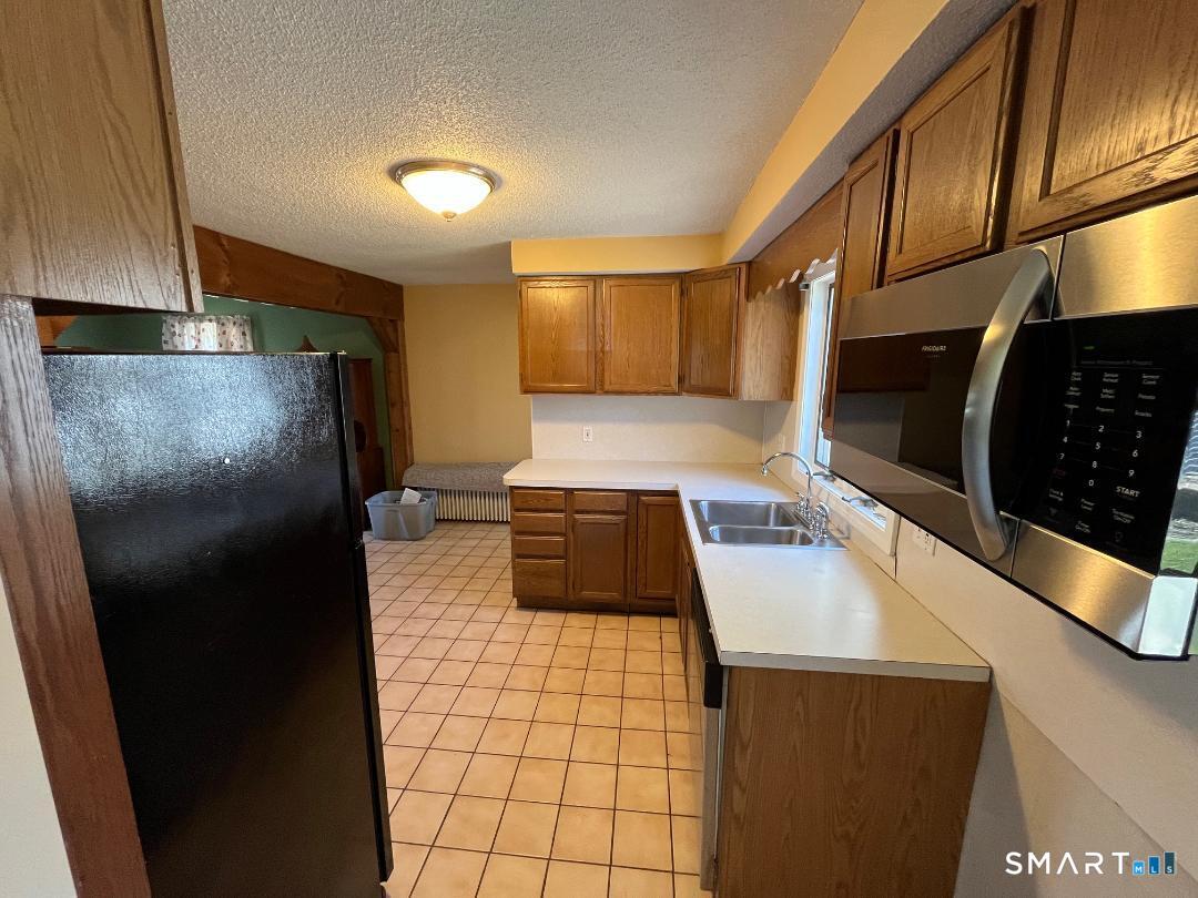 138 Mountain Street Ellington CT 06029