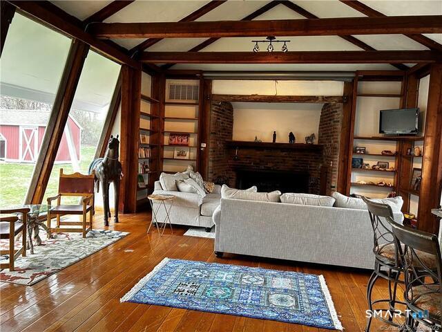 18 Platts Hill Road Newtown CT 06470