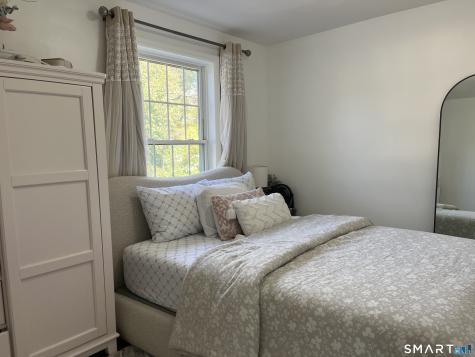 42 Givens Avenue Stamford CT 06902