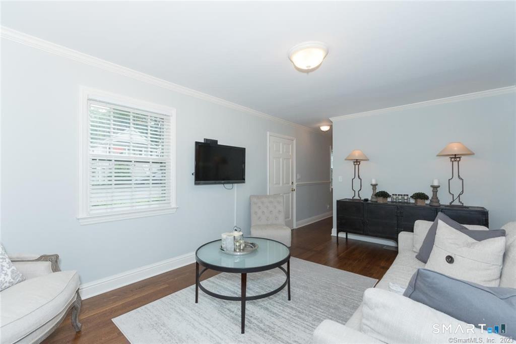 74 Grove Street New Canaan CT 06840