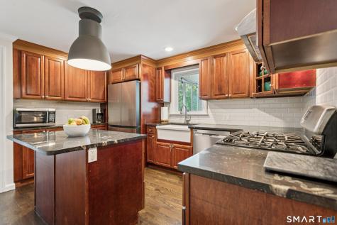 111 Mill Hill Road Fairfield CT 06824