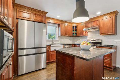 111 Mill Hill Road Fairfield CT 06824