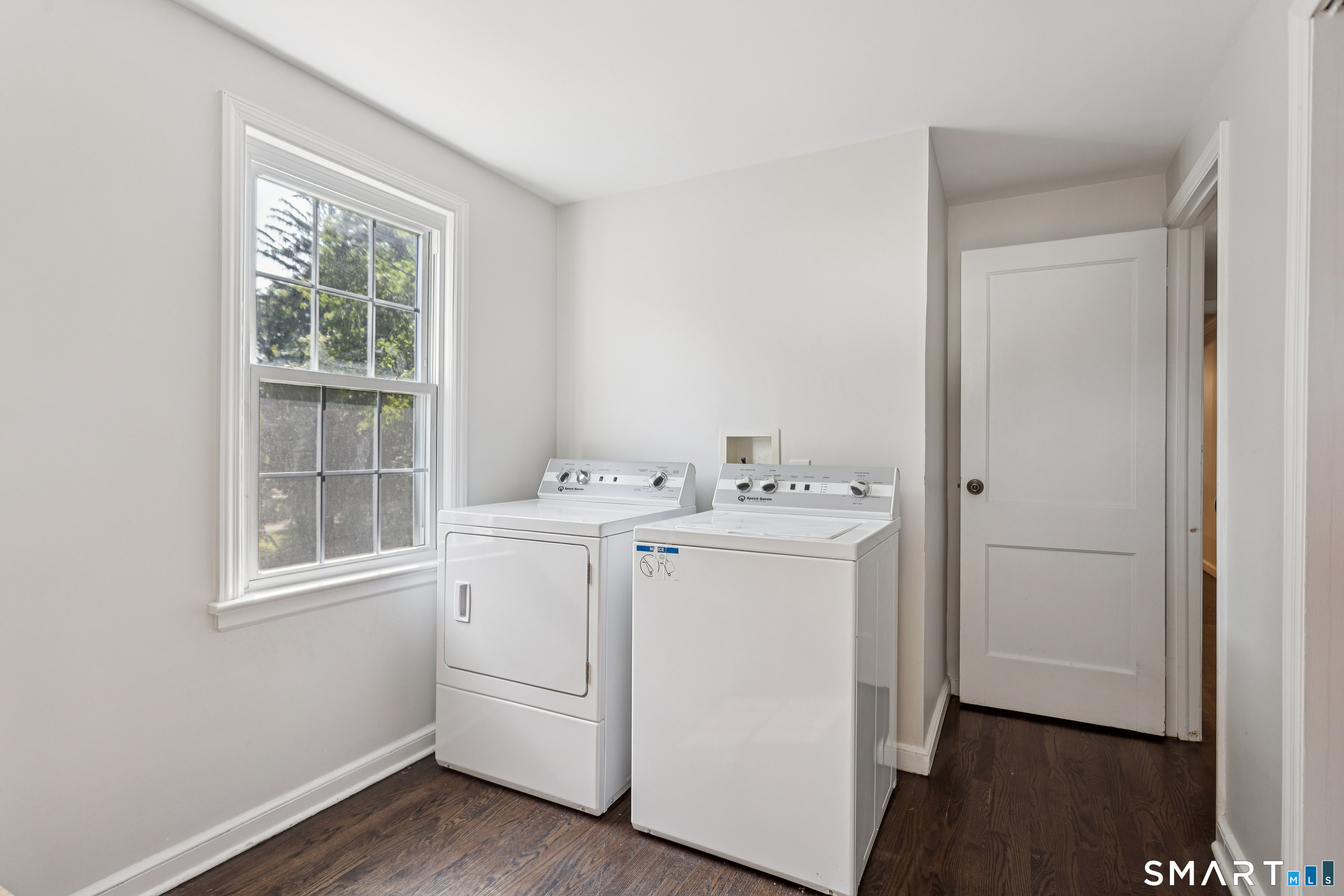 111 Mill Hill Road Fairfield CT 06824
