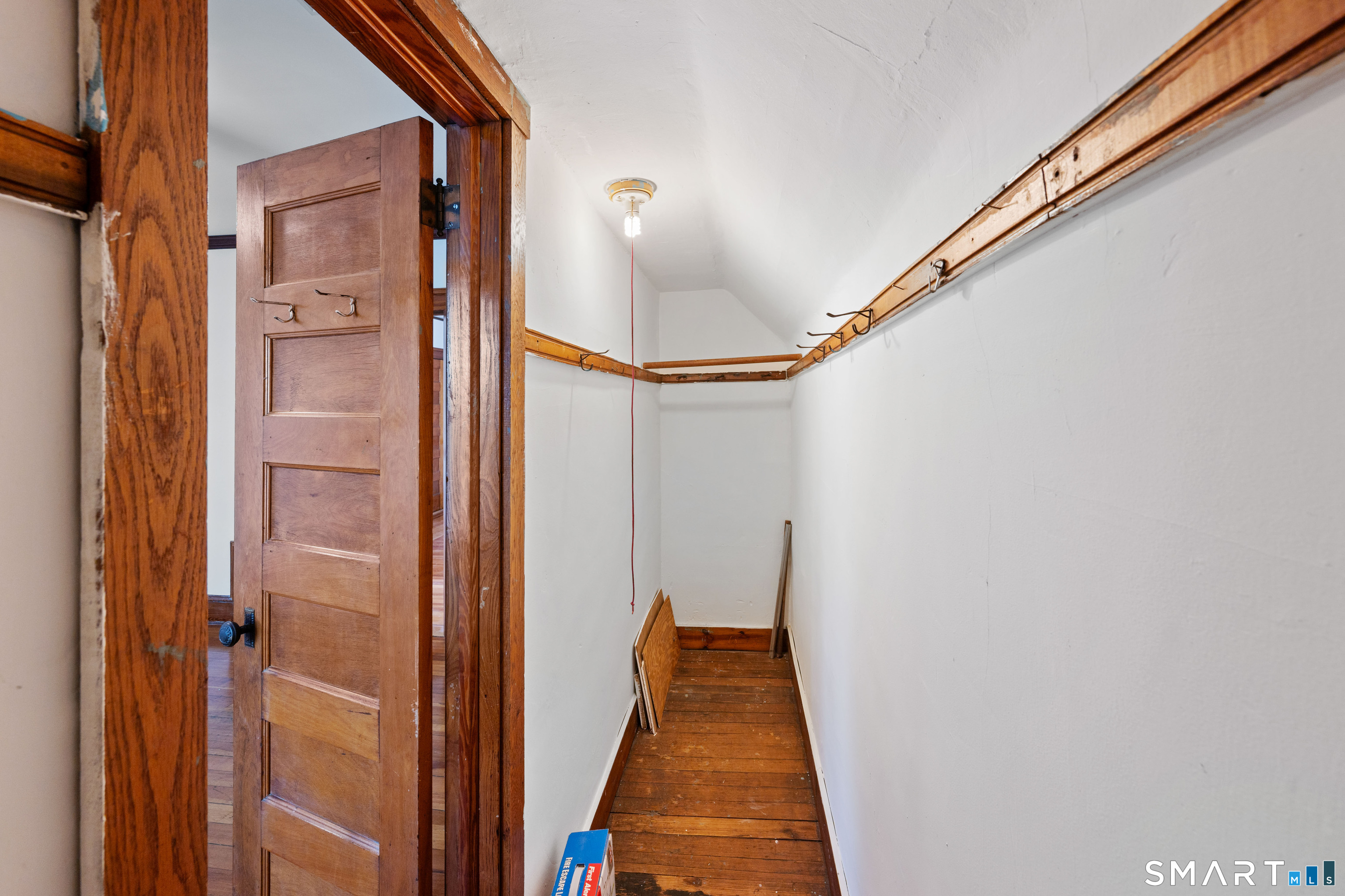 19 Thomas Street West Hartford CT 06119