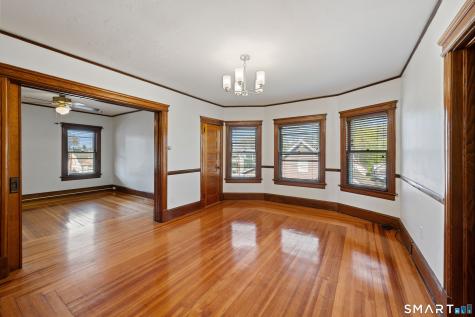 19 Thomas Street West Hartford CT 06119